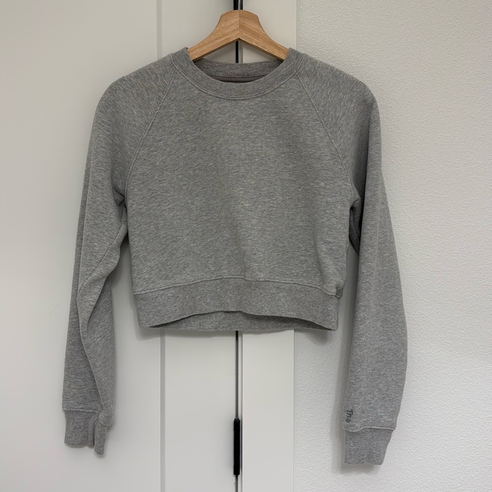 Sweatshirt by Aritzia
